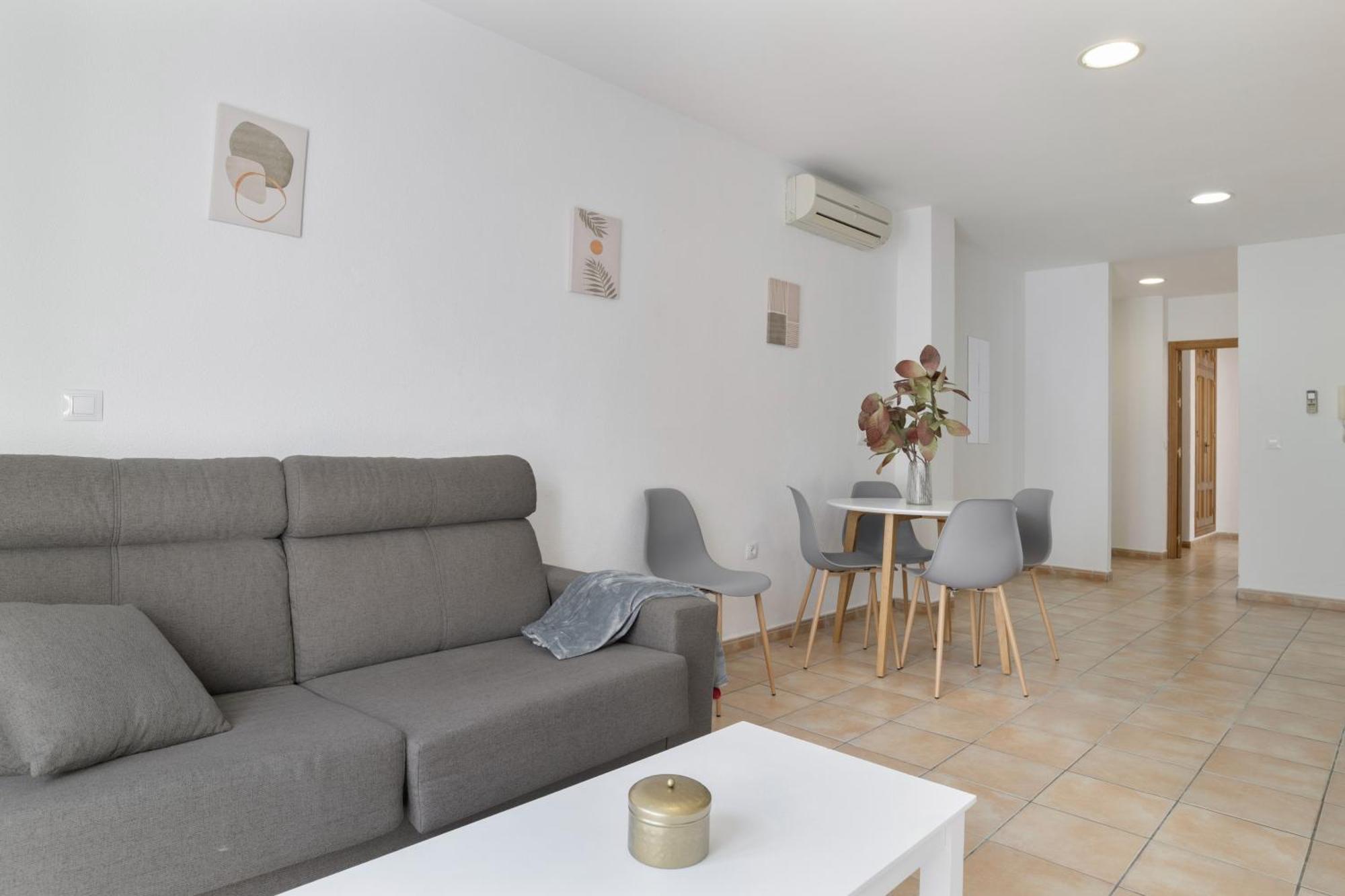Apartamento Perez Zara 5 コニル・デ・ラ・フロンテラ エクステリア 写真